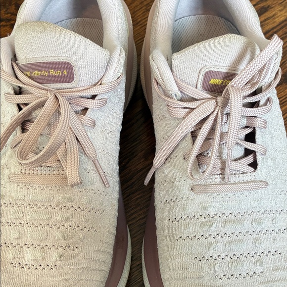 Nike InfinityRN 4 Women’s Running Shoe Platinum Violet 10 - Picture 4 of 12